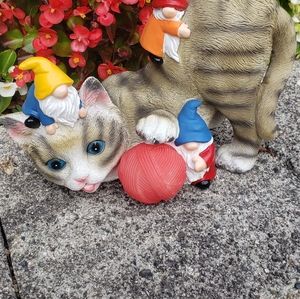 Gnome with Cat